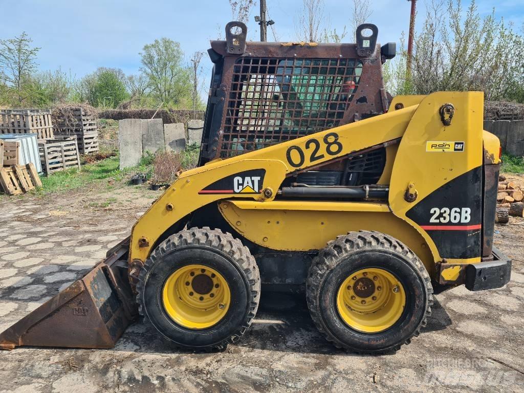 CAT 236 B Мини товарачи