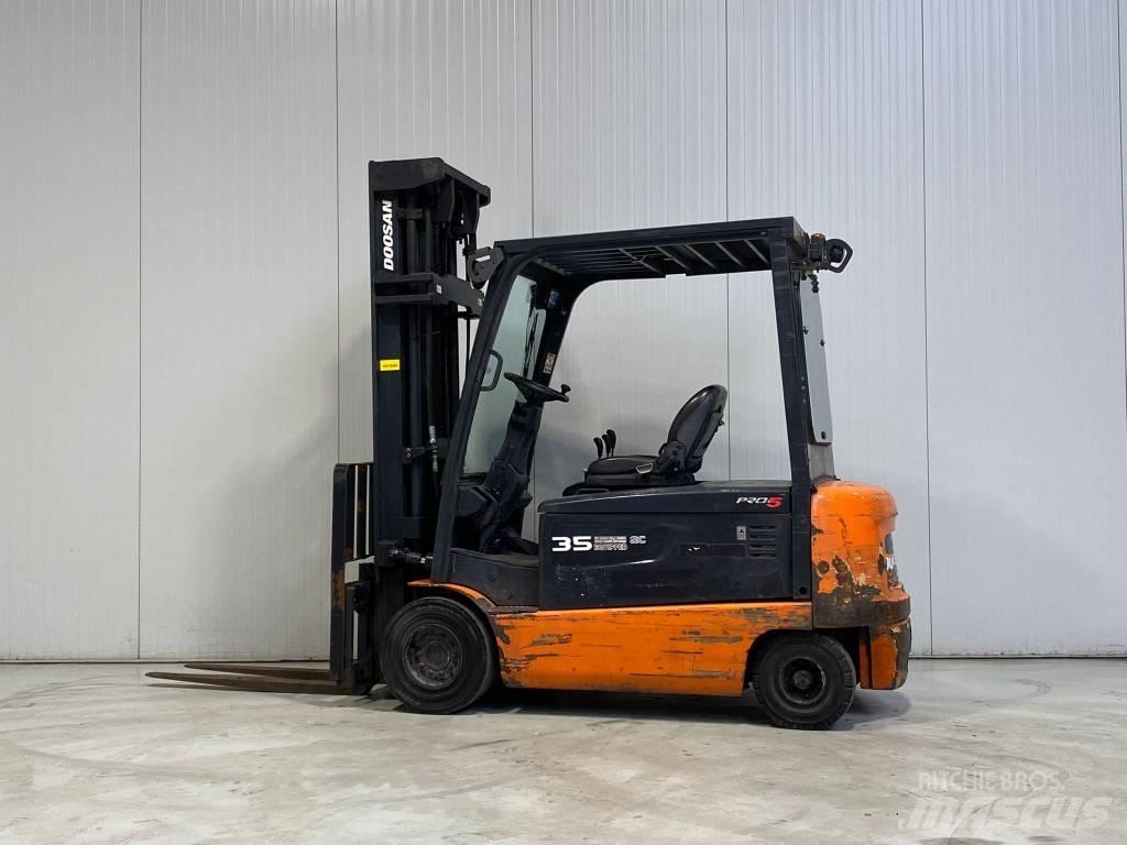 Doosan B35X-5 Електрически вилични кари-повдигачи