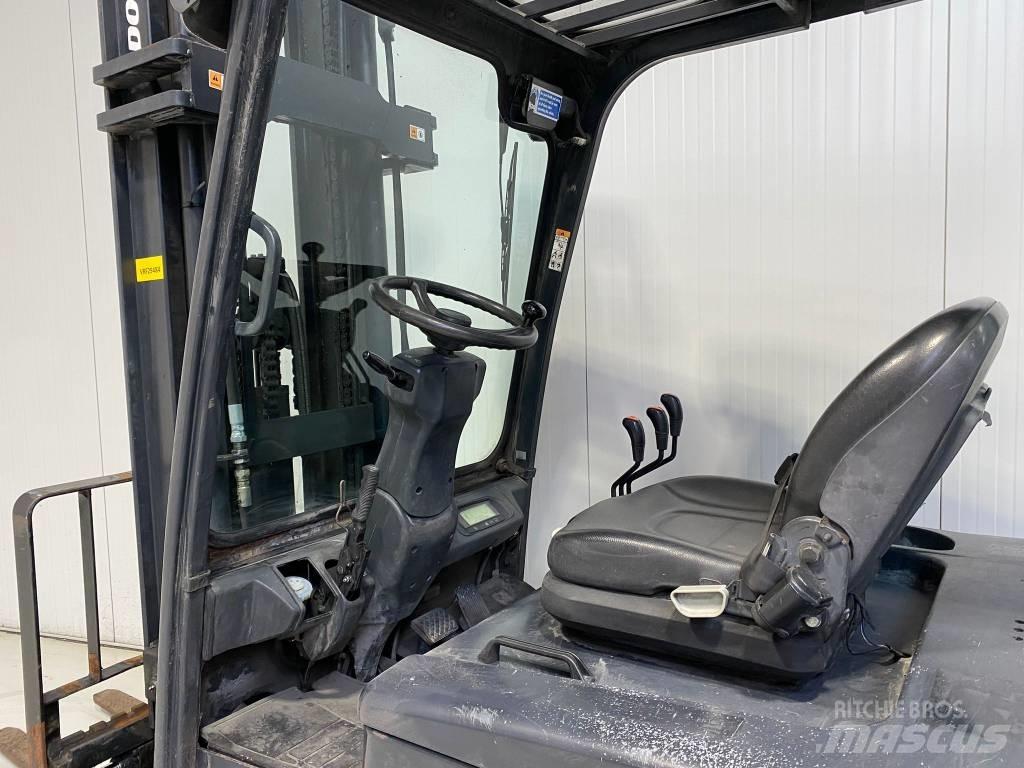Doosan B35X-5 Електрически вилични кари-повдигачи