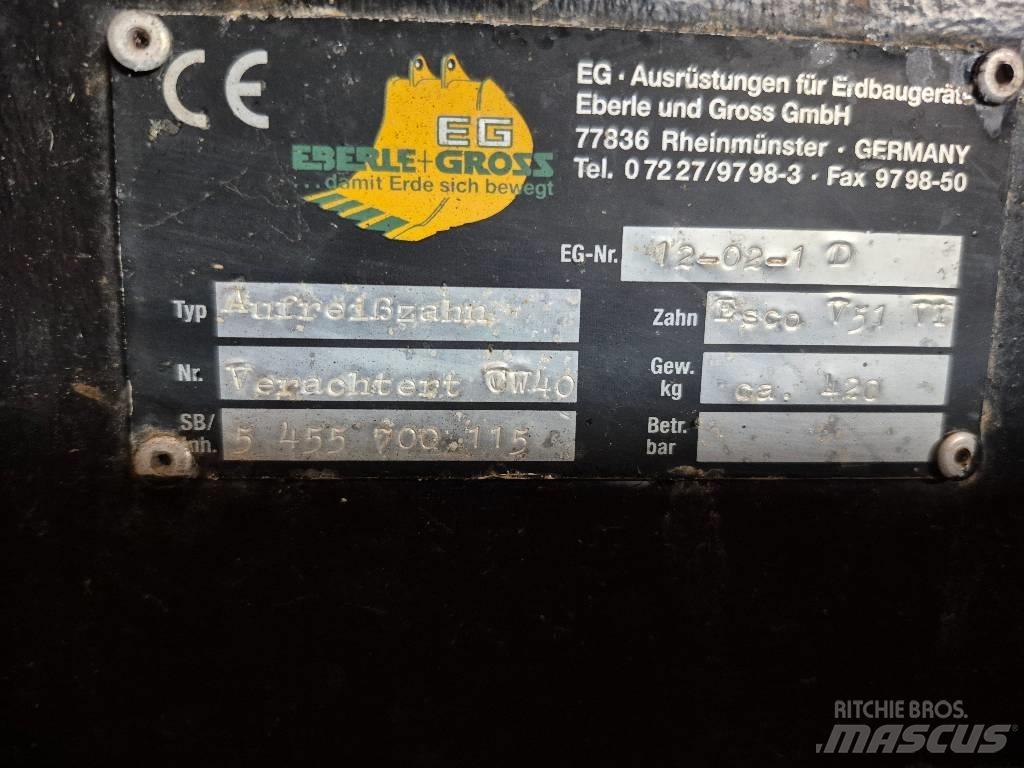 CAT CW 40 Скарификатор