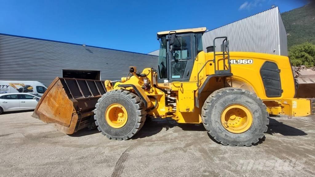 Hyundai HL 960 Колесни товарачи