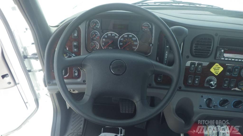 Freightliner M2106 Шаси кабини