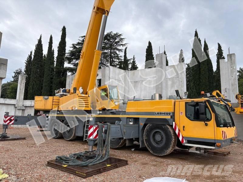 Liebherr LTM1200-5.1 Всъдеходни кранове