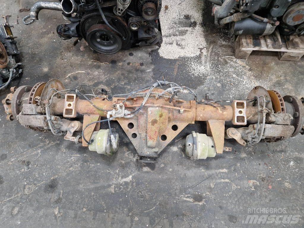 Iveco ML75E15 Оси