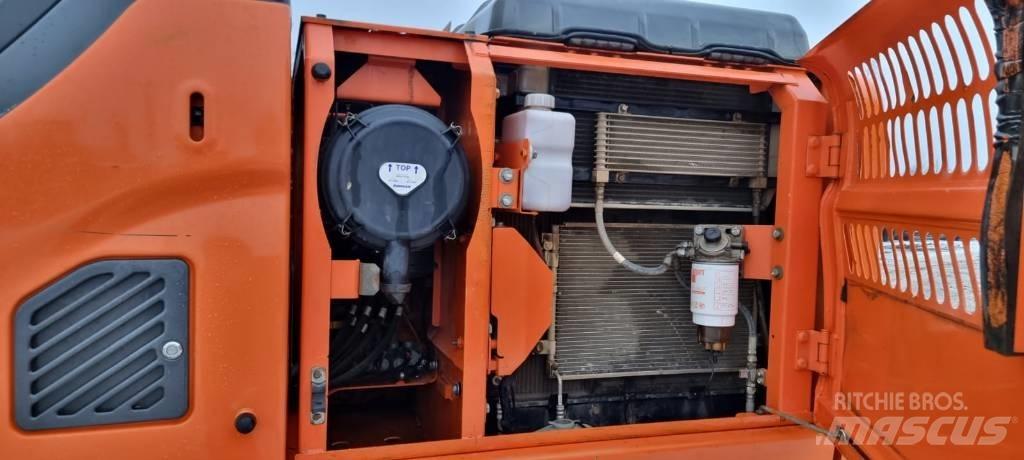 Doosan DX 140 LC-3 Верижен екскаватор