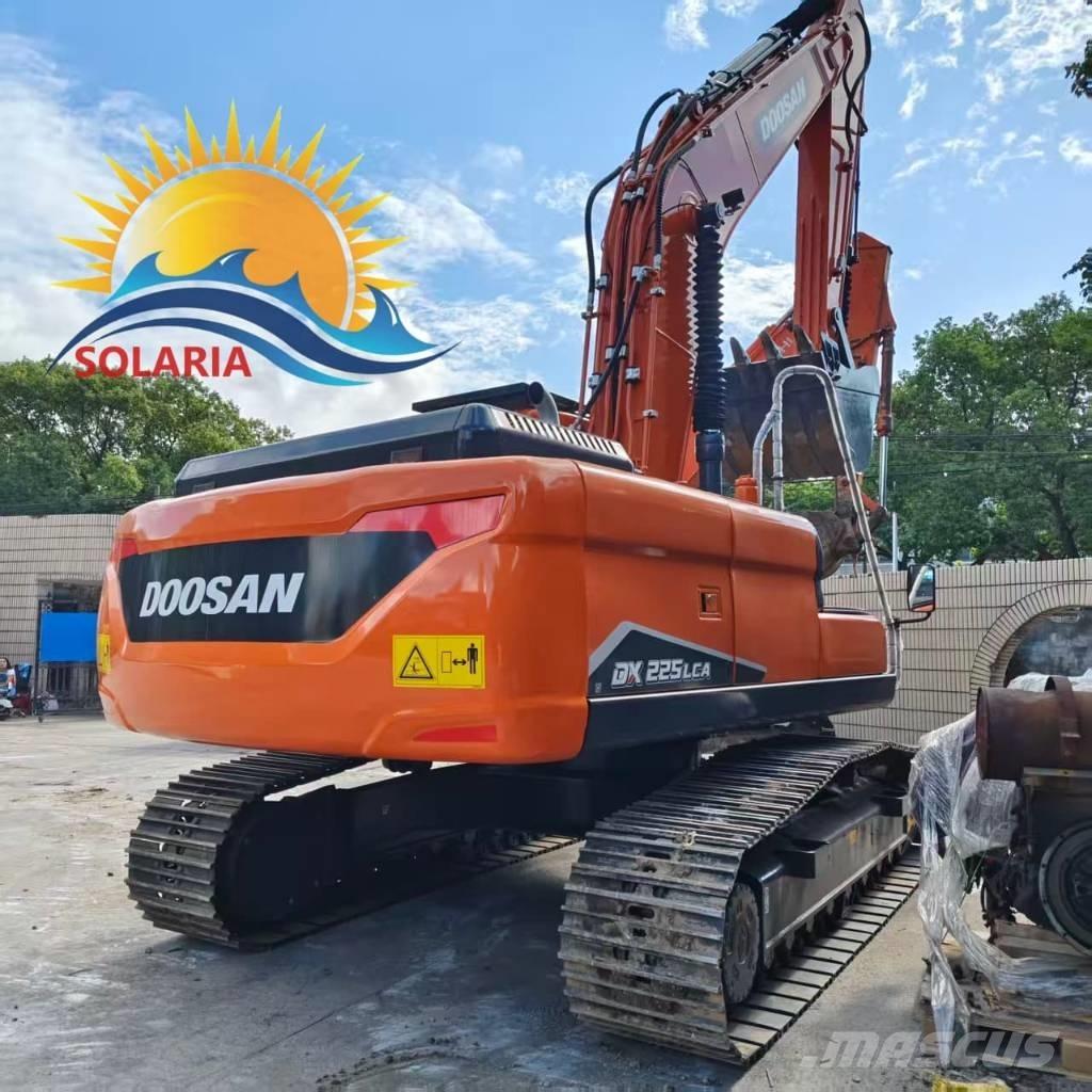Doosan DX 225 LCA Верижен екскаватор