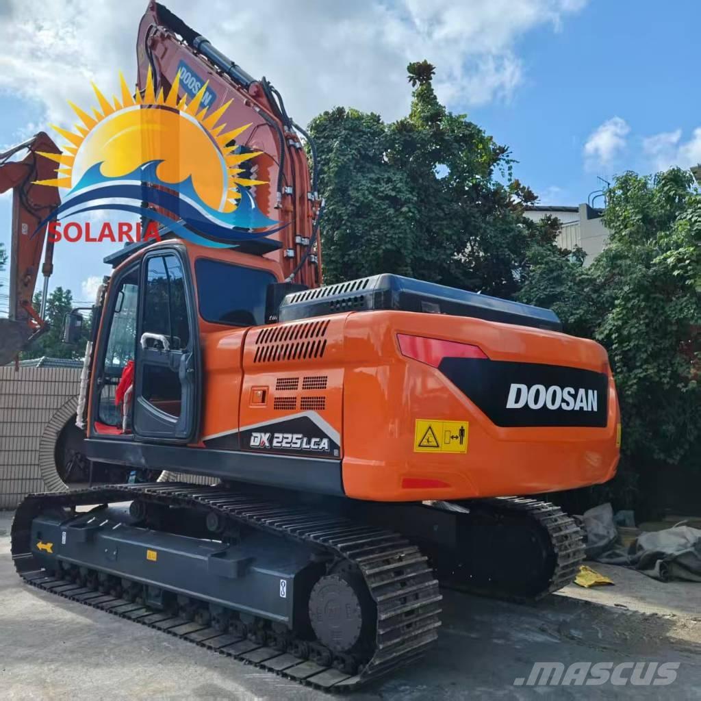 Doosan DX 225 LCA Верижен екскаватор