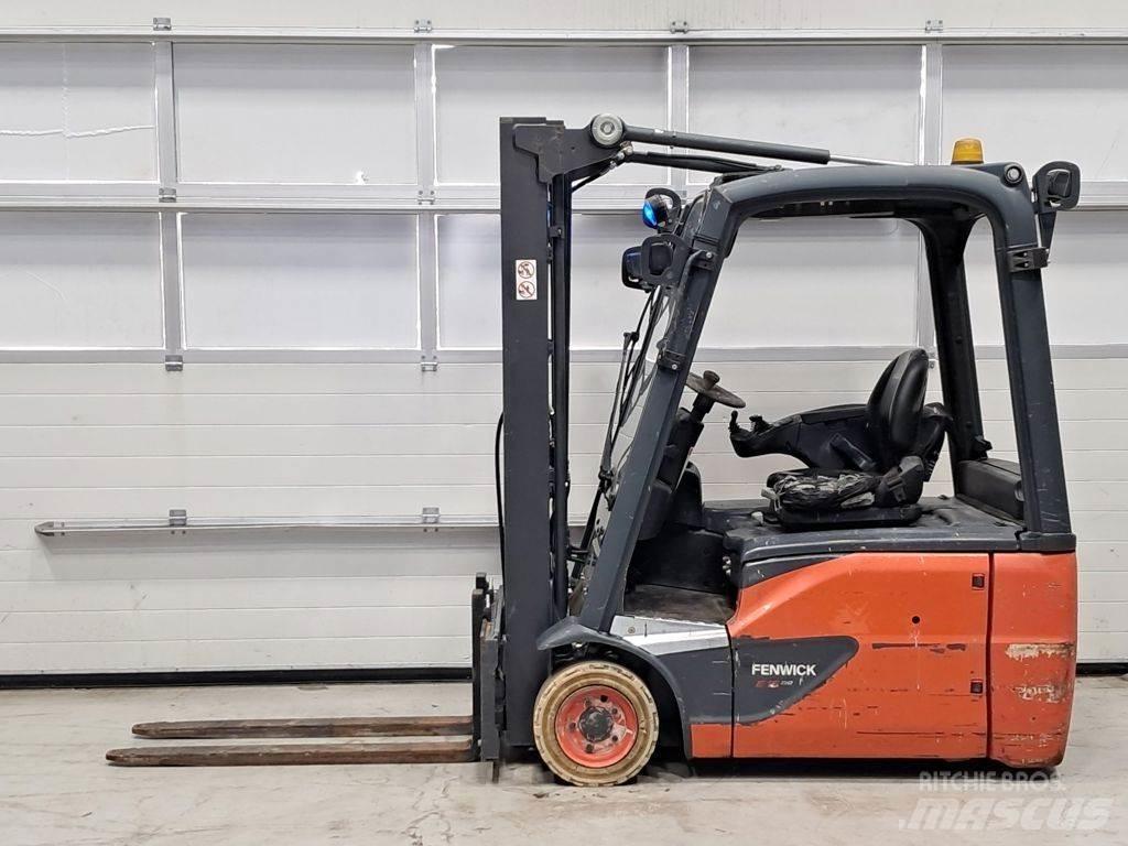 Linde E16-02 Електрически вилични кари-повдигачи