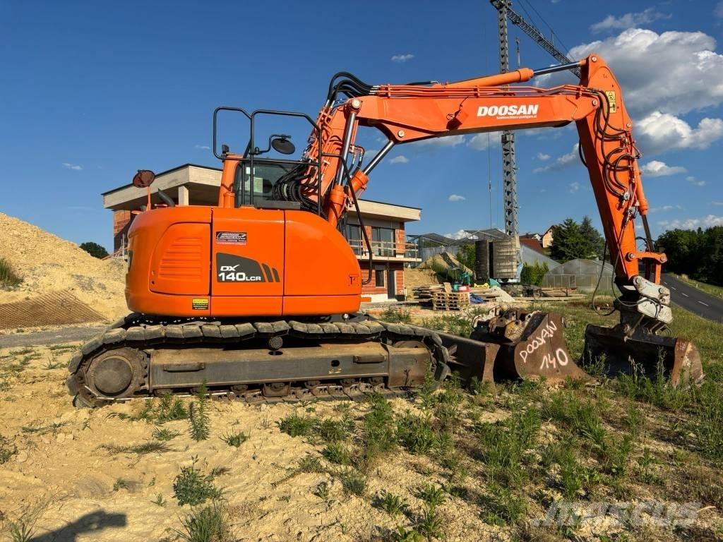 Doosan DX 140 LCR-3 Верижен екскаватор