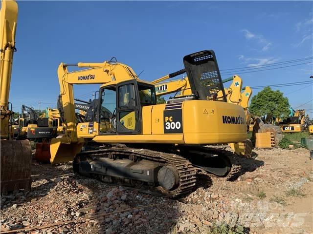 Komatsu PC300-7 Верижен екскаватор