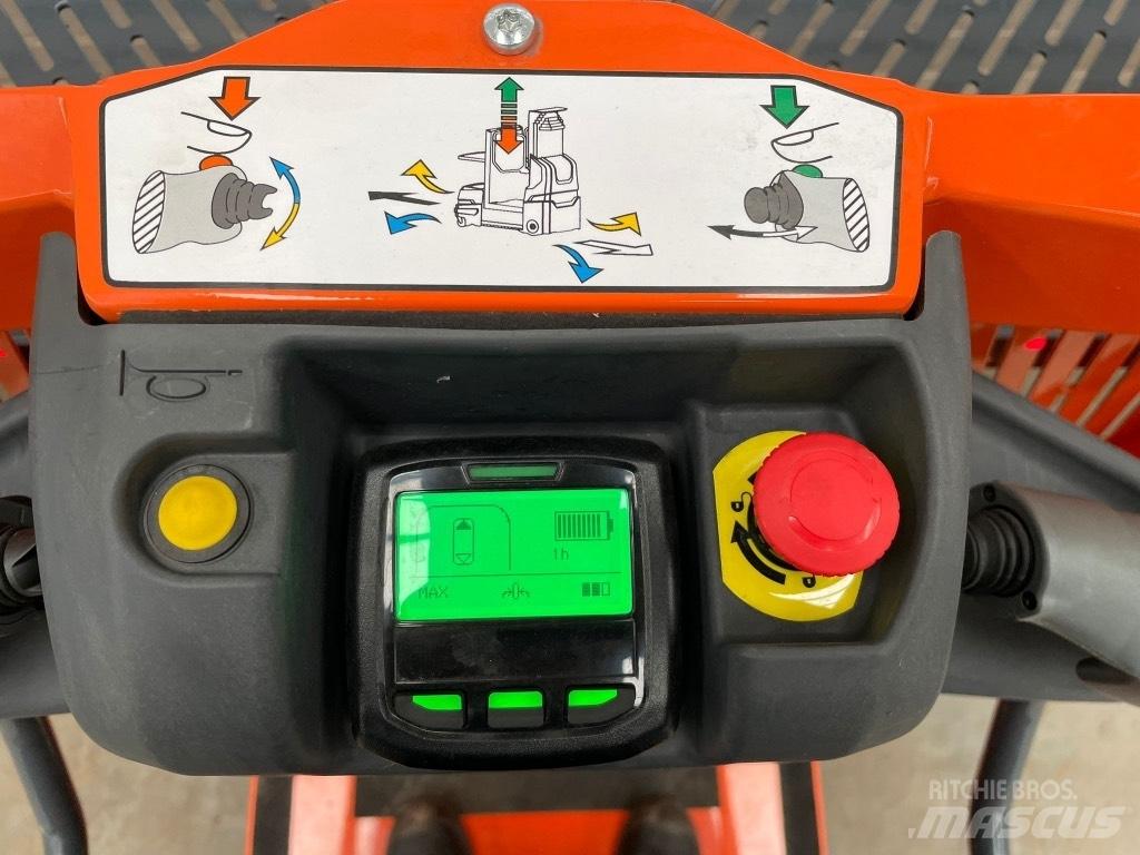 JLG DSP -S Машини за комисиониране високоповдигачи