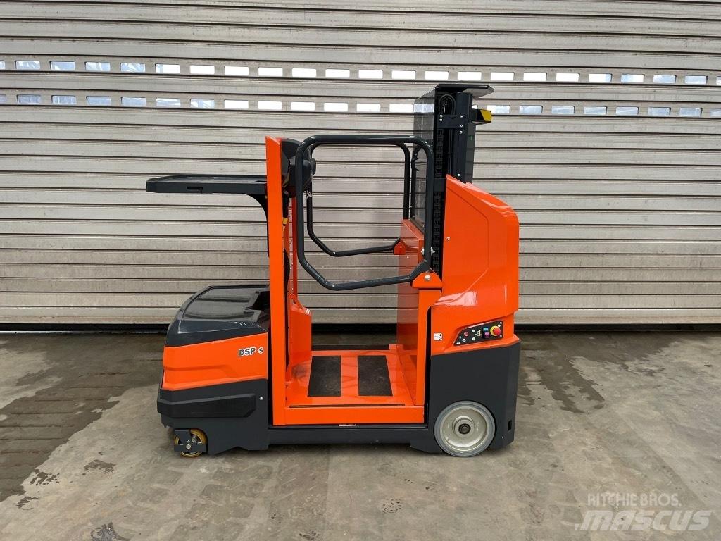 JLG DSP -S Машини за комисиониране високоповдигачи