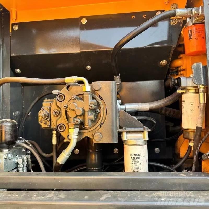 Hyundai R225 Верижен екскаватор