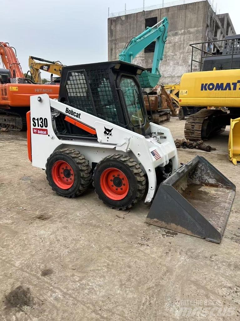 Bobcat S 130 Мини товарачи
