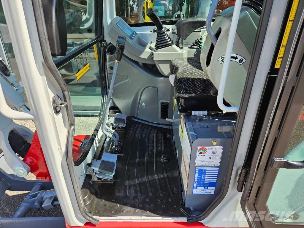 Takeuchi TB 216 Мини екскаватори < 7 т