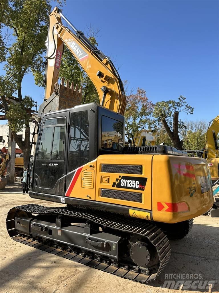 Sany SY135 Верижен екскаватор