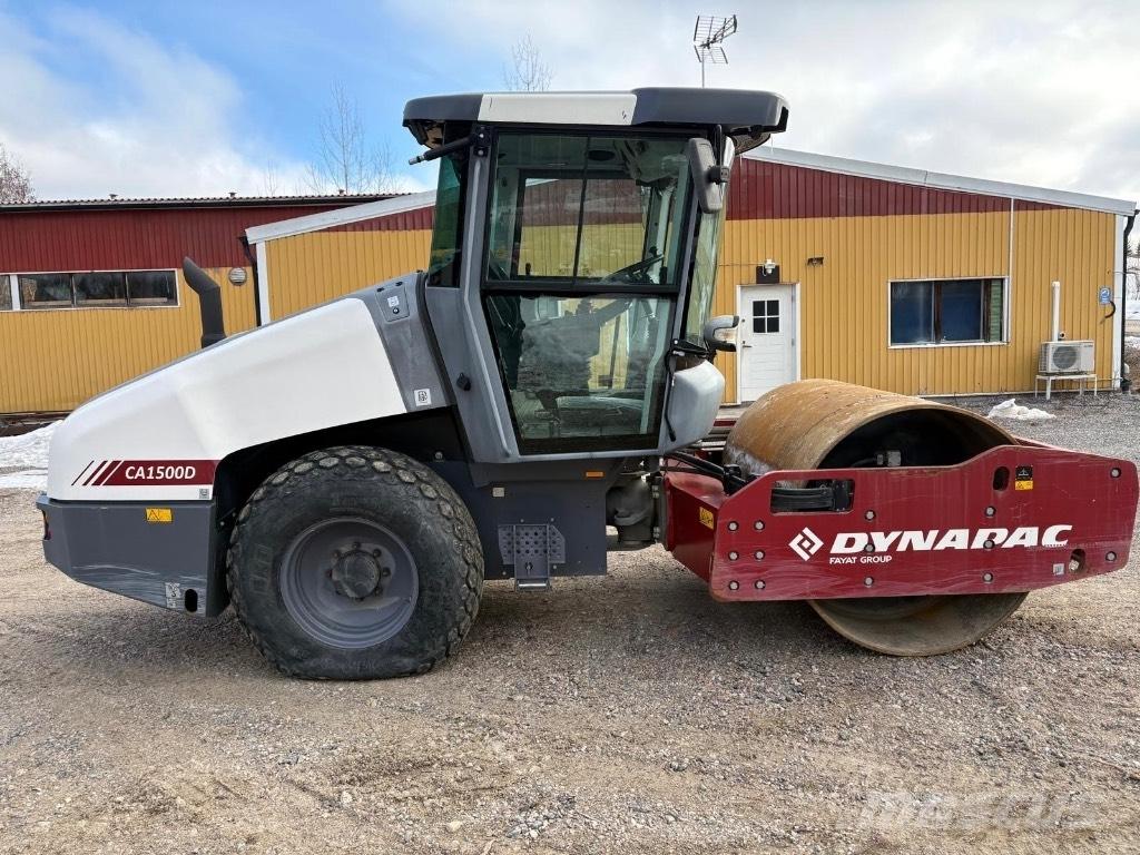 Dynapac CA 1500 D Еднобарабанни ролки
