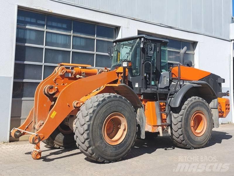 Hitachi ZW 310-6 Колесни товарачи