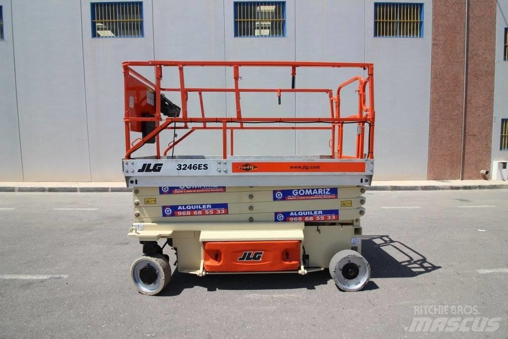 JLG 3246 ES Ножични работни платформи