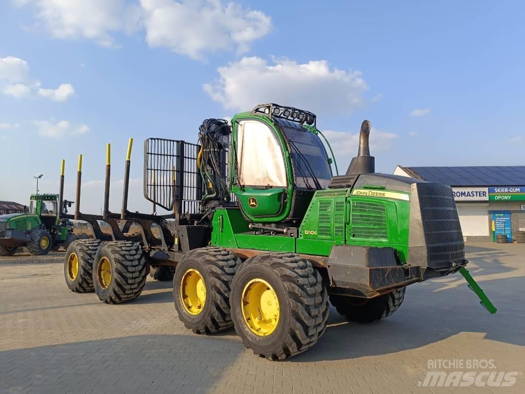 John Deere 1210 G Форуардери