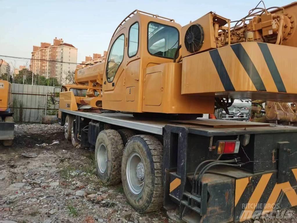 XCMG QY 50 K-II Верижни кранове
