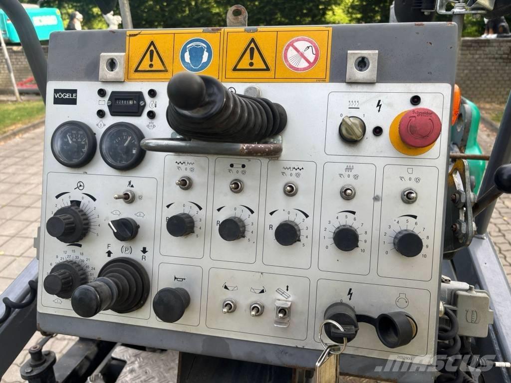 Vögele Super 800 Машини за асфалт