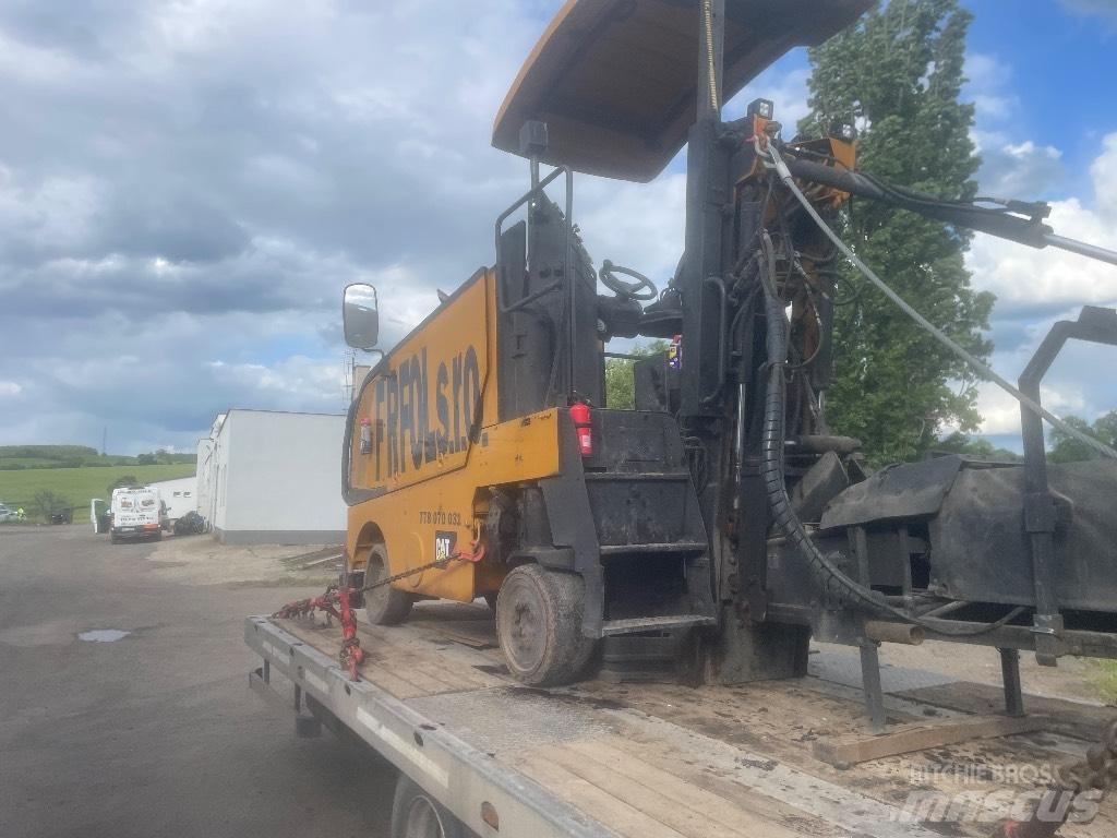 Wirtgen DC50 Машини за цепене на асфалт