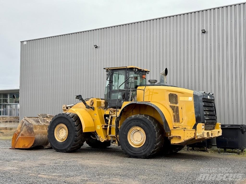CAT 980 M Колесни товарачи
