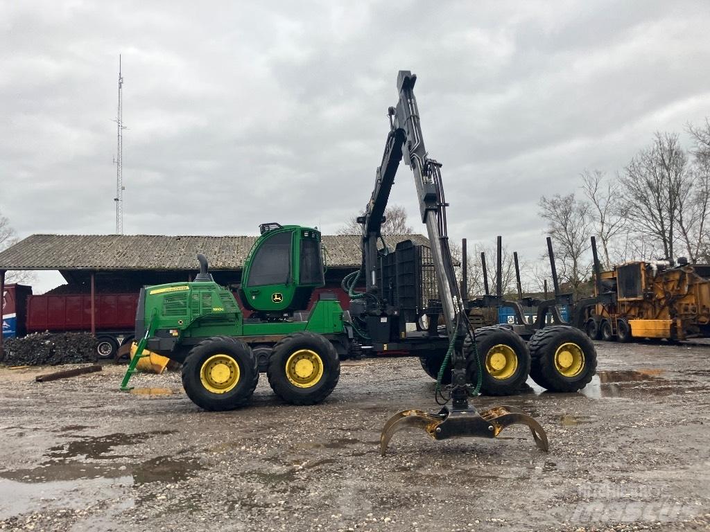 John Deere 1910G Форуардери