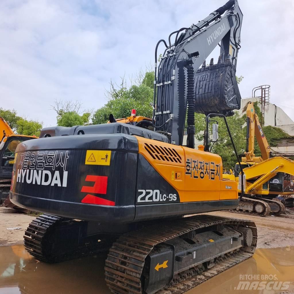 Hyundai 220lc-9s Верижен екскаватор