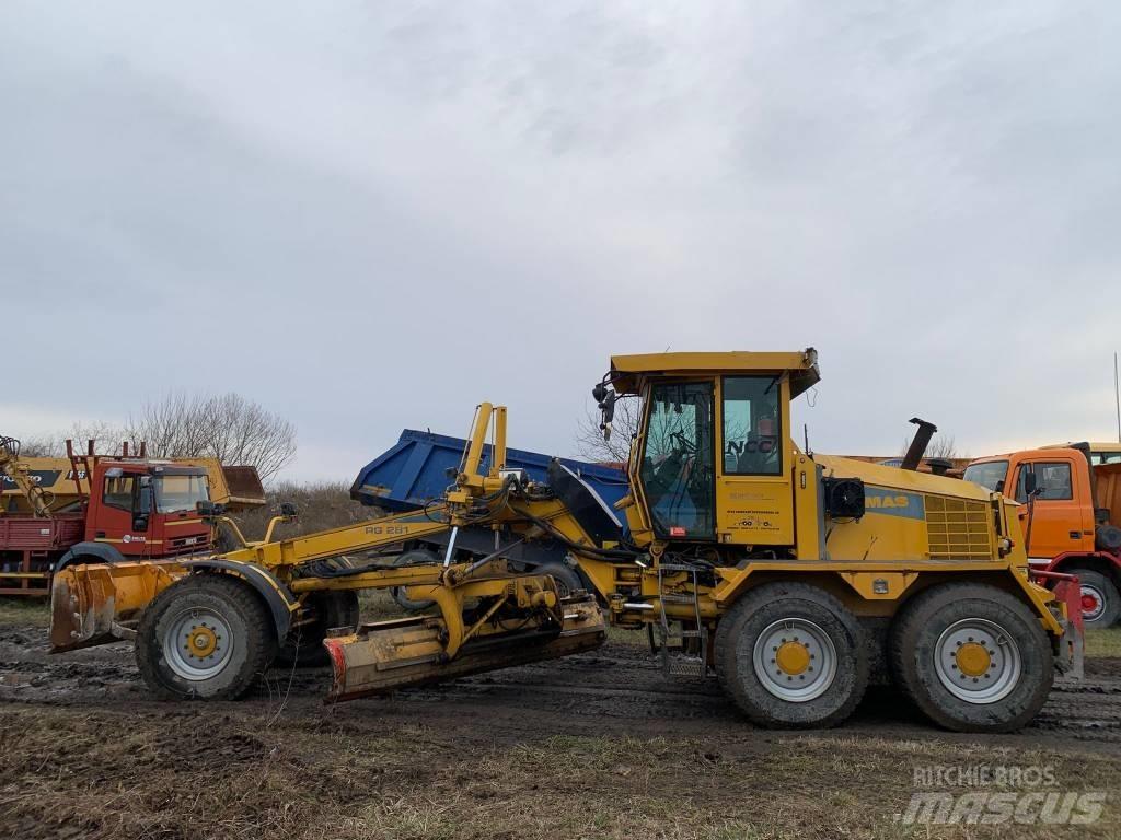 Vammas RG 281 Грейдери