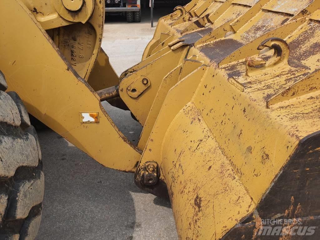 CAT 966 E Колесни товарачи