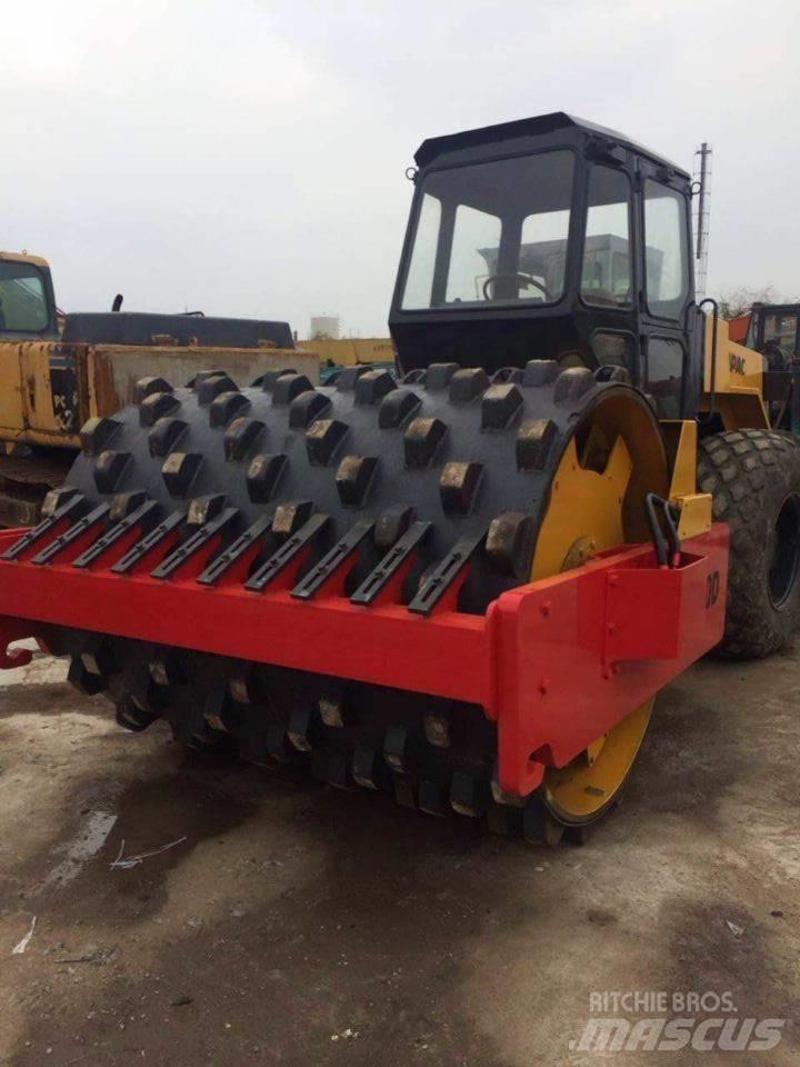Dynapac CA 30 D Еднобарабанни ролки

