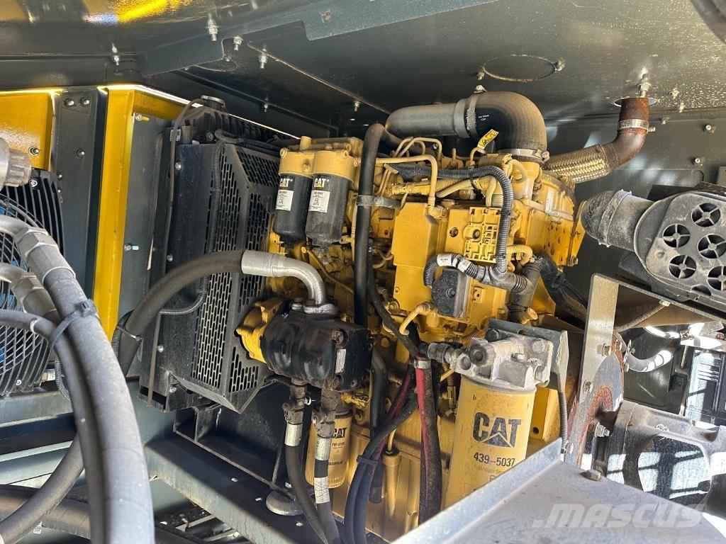 Rubble Master HS5000 Мобилни скрийнери
