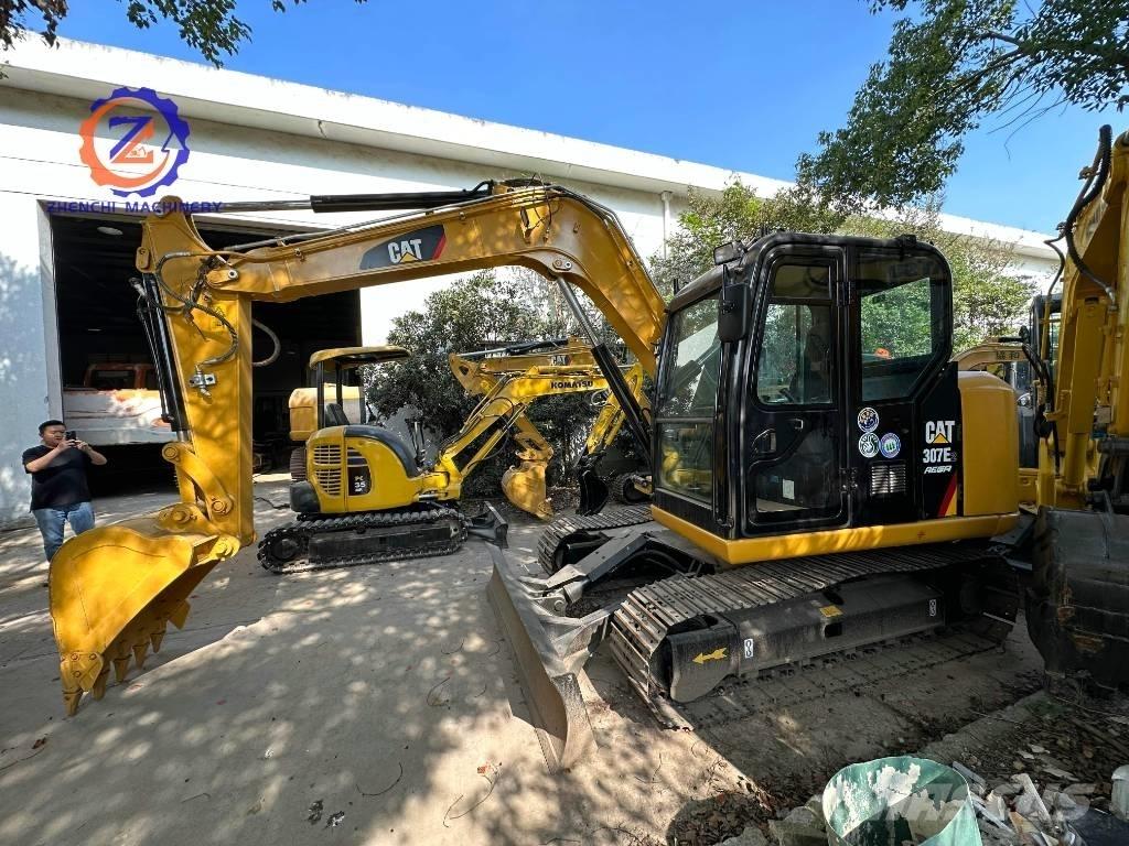 CAT 307 E2 Средни екскаватори 7т - 12т
