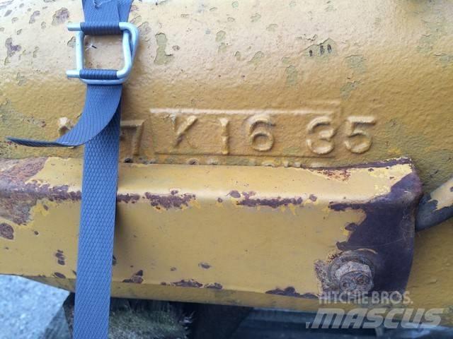 Komatsu WA400 Предаване