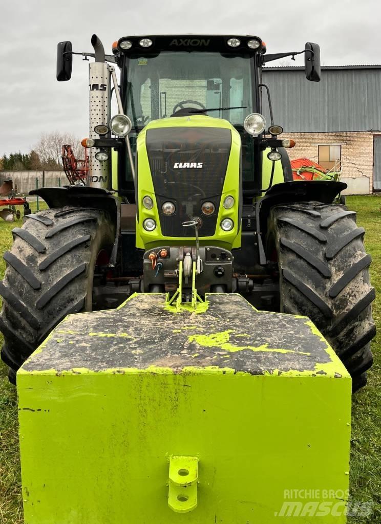 CLAAS Axion 850 Трактори