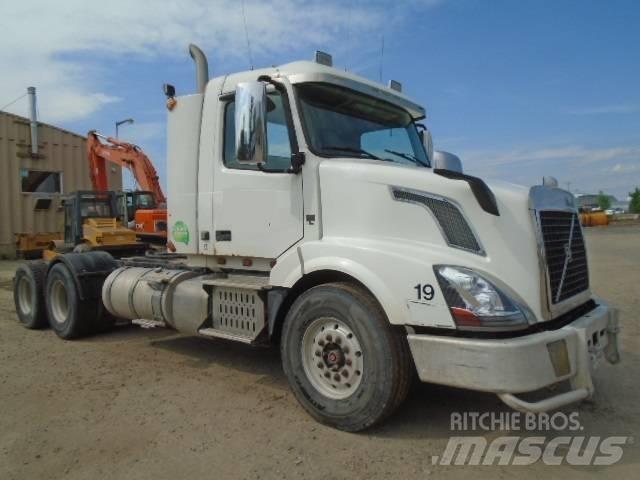 Volvo VNL Влекачи