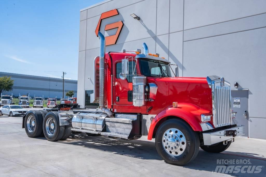 Kenworth W 900 Влекачи