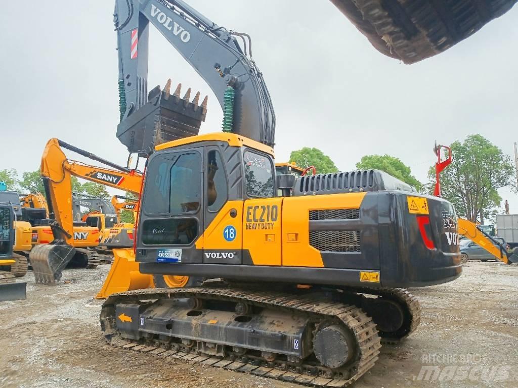 Volvo EC 210 Средни екскаватори 7т - 12т