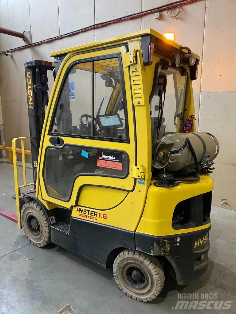 Hyster H1.6FT Камиони с АГУ