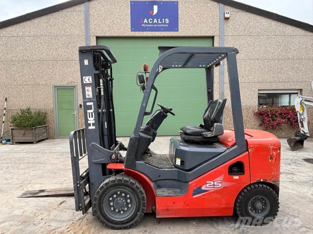 Heli CPCD25 CPCD25 Дизелови камиони