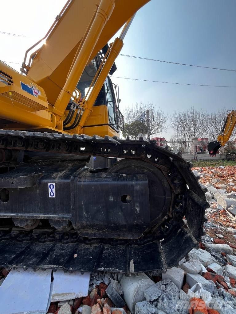 Komatsu PC 200-8N1 Средни екскаватори 7т - 12т