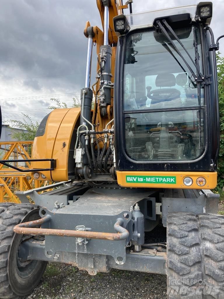 Liebherr A 918 Колесни екскаватори