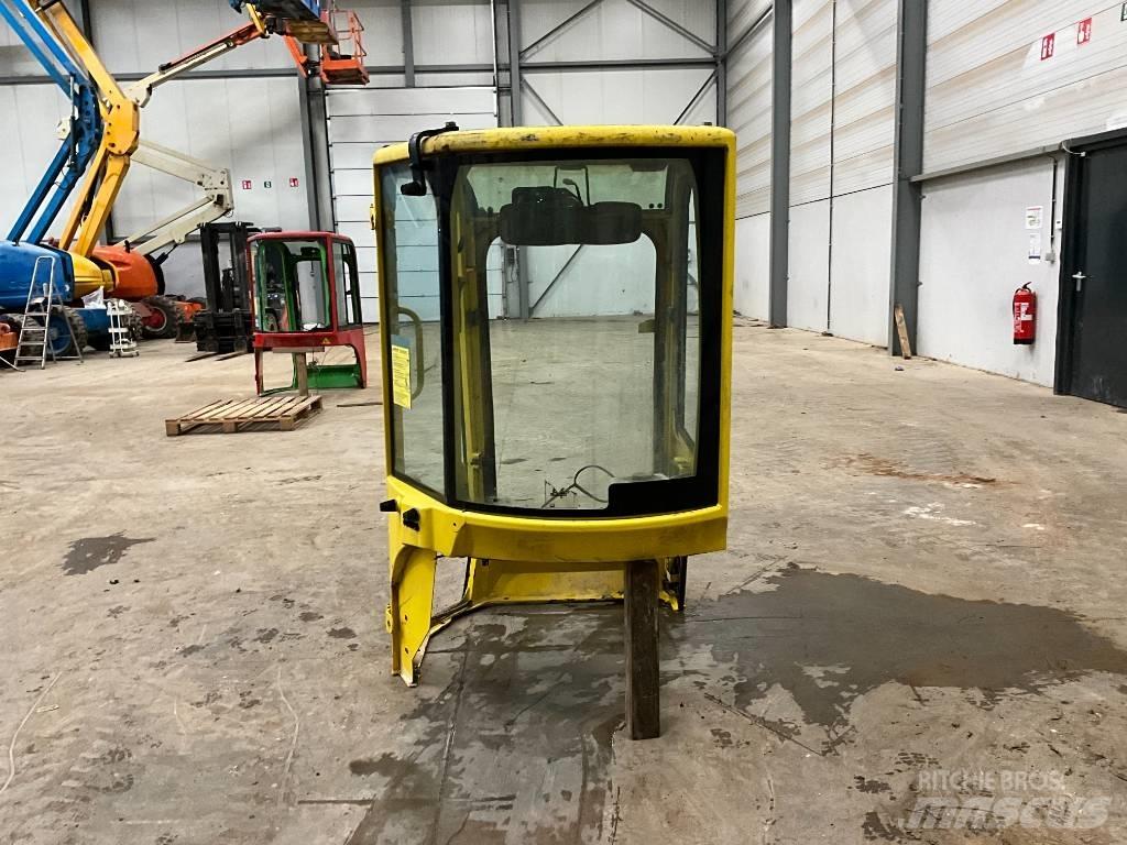 Yanmar Vio 20 / vio 25 Кабина