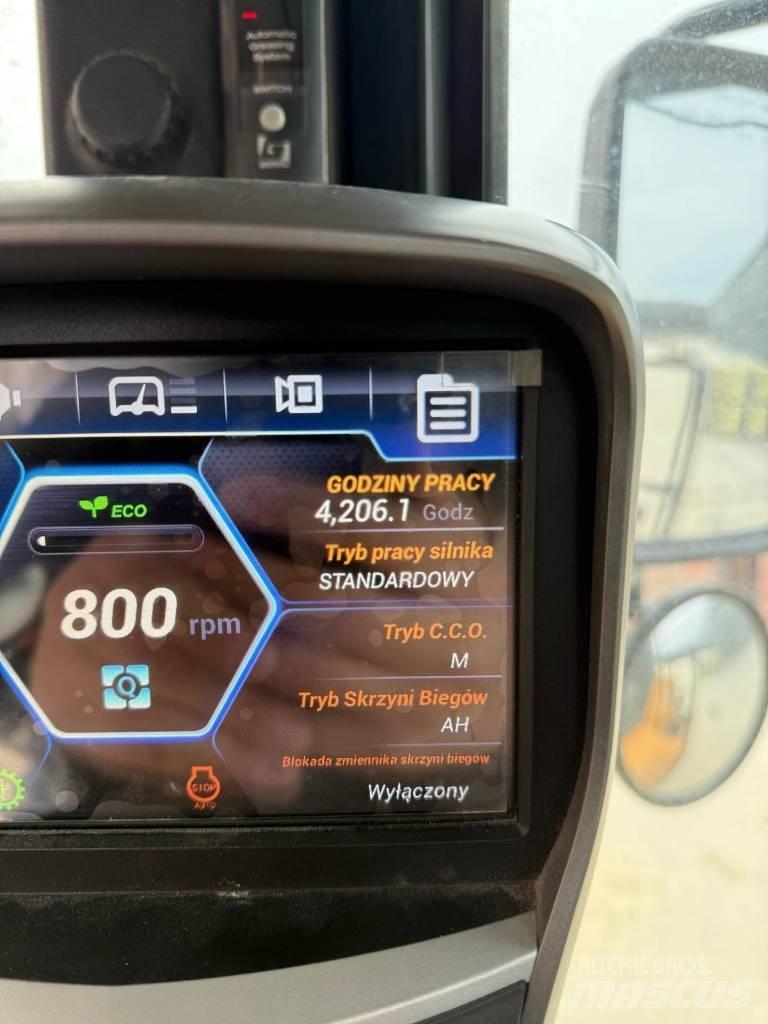 Hyundai HL 960 Колесни товарачи