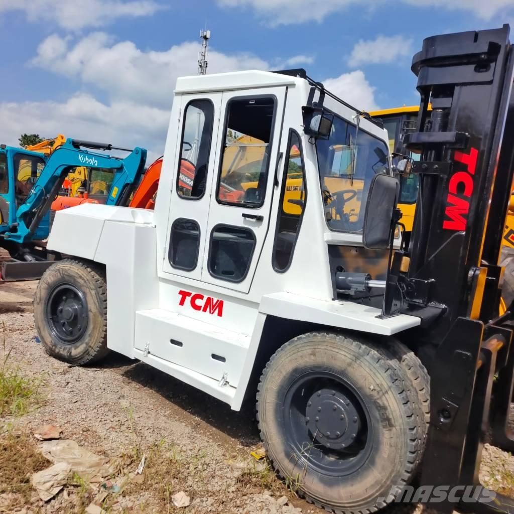 TCM FD 100 Дизелови камиони