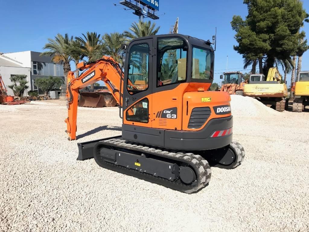 Doosan DX 63-3 Мини екскаватори < 7 т