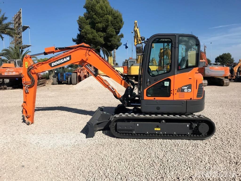 Doosan DX 63-3 Мини екскаватори < 7 т