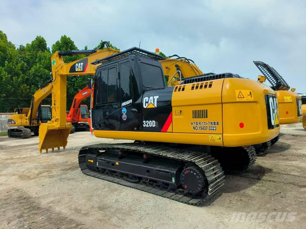 CAT 320 D Верижен екскаватор